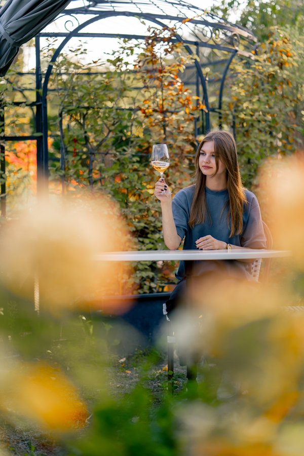 Mange debout extérieur 2 places : l'allié de vos apéros estivaux